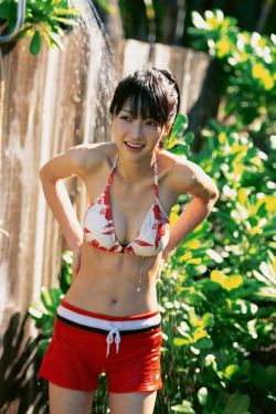 盛一伦